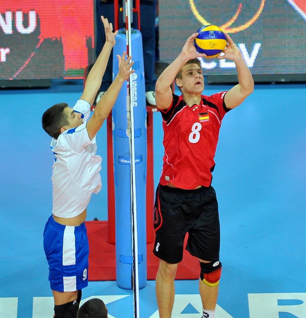 Adam Kocian v drese nemeckej volejbalovej reprezentácie. 