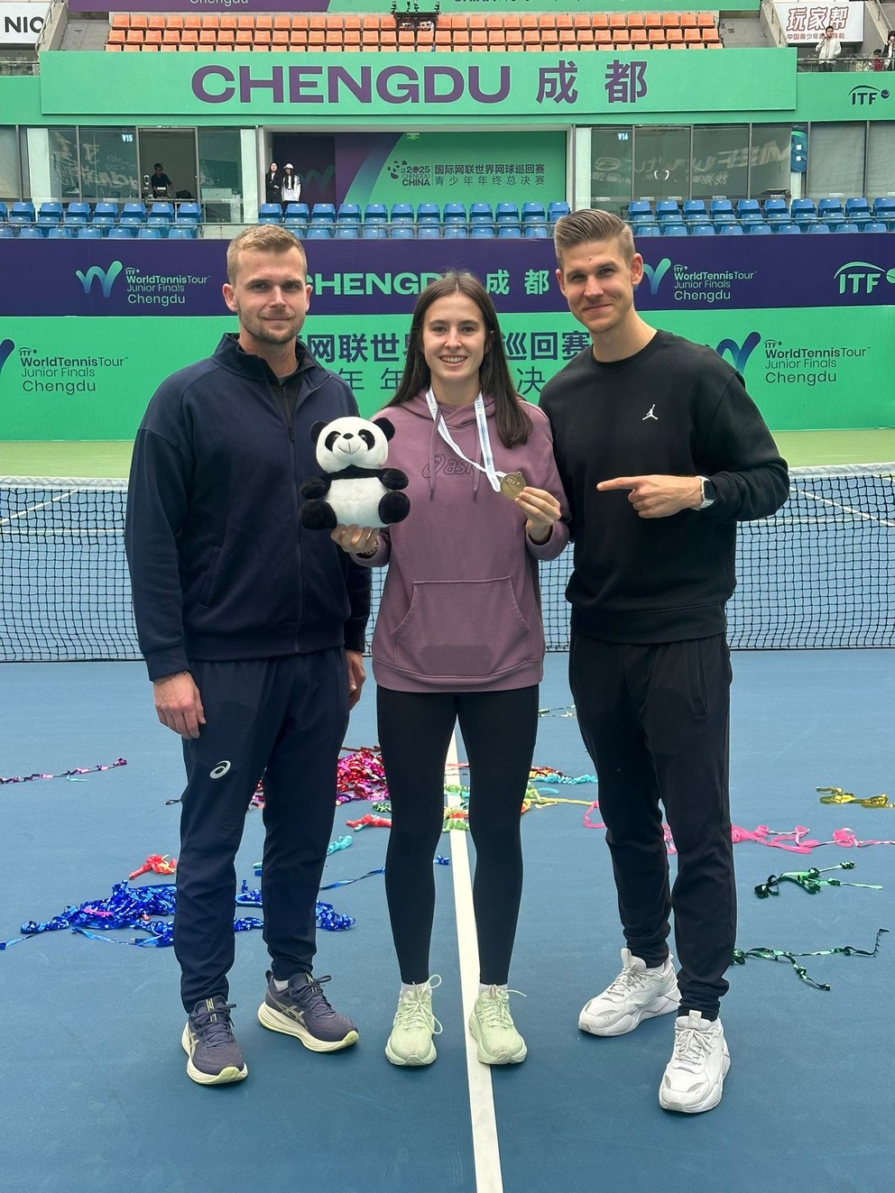 Adam Kocian a Mia Pohánková. 