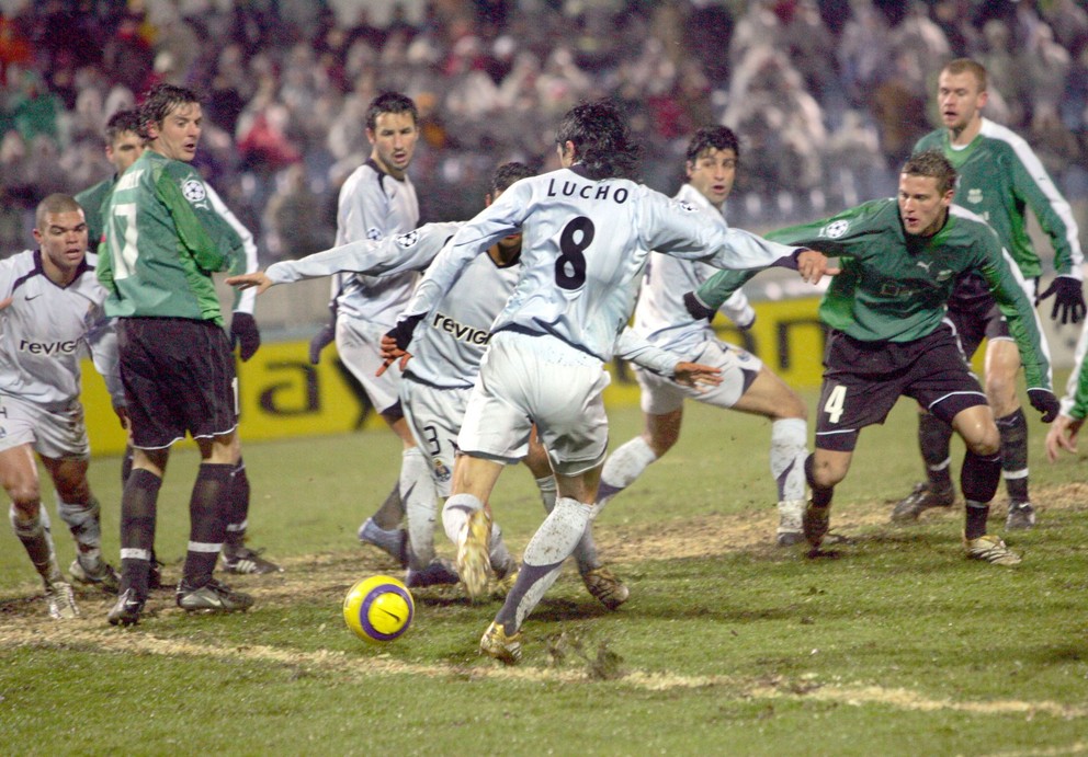 Petržalka v zelenom a FC Porto, 2005.