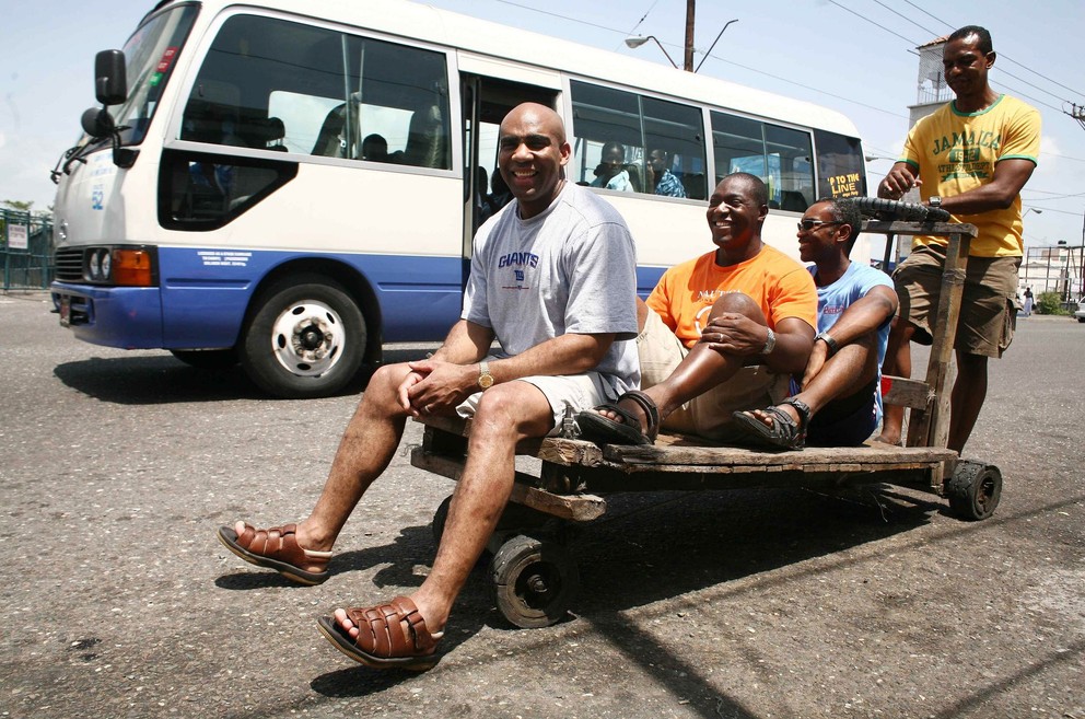 Členovia jamajských štvorbobov zo ZOH 1988 - zľava Michael White, Devon Harris, Dudley Stokes a Chris Stokes. 