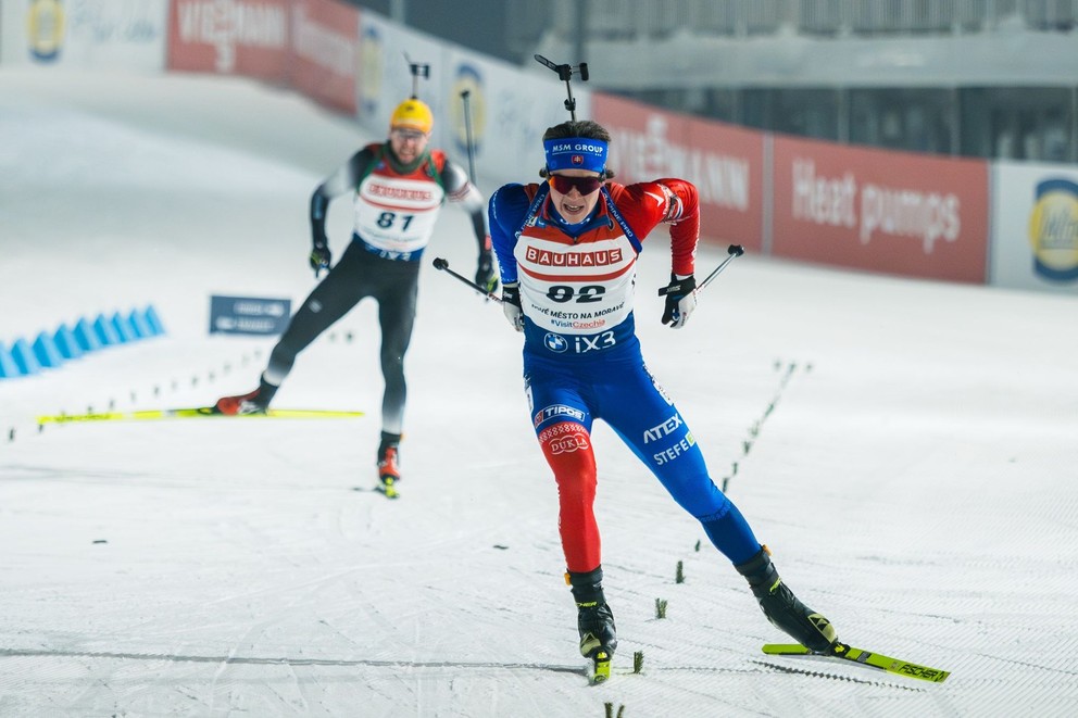 Artur Ischakov počas pretekov v Novom Meste na Morave.