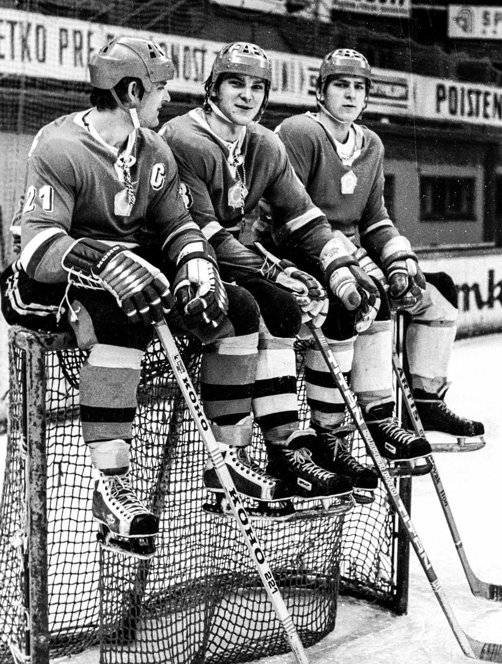 Bratia Marián, Peter a Anton Šťastní ako hráči Slovana Bratislava.