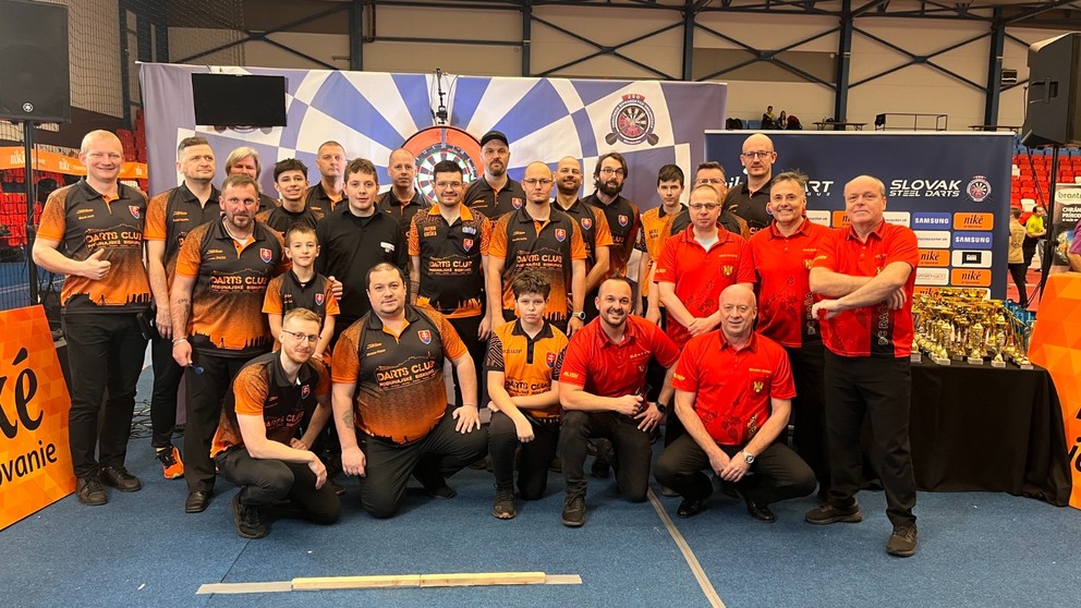 Hráči DC Podunajské Biskupice počas MSR v šípkach 2025.