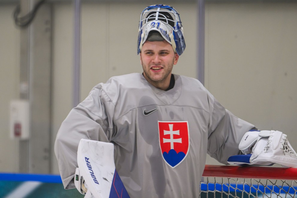 Brankár Samuel Hlavaj počas tréningu v Miláne. 