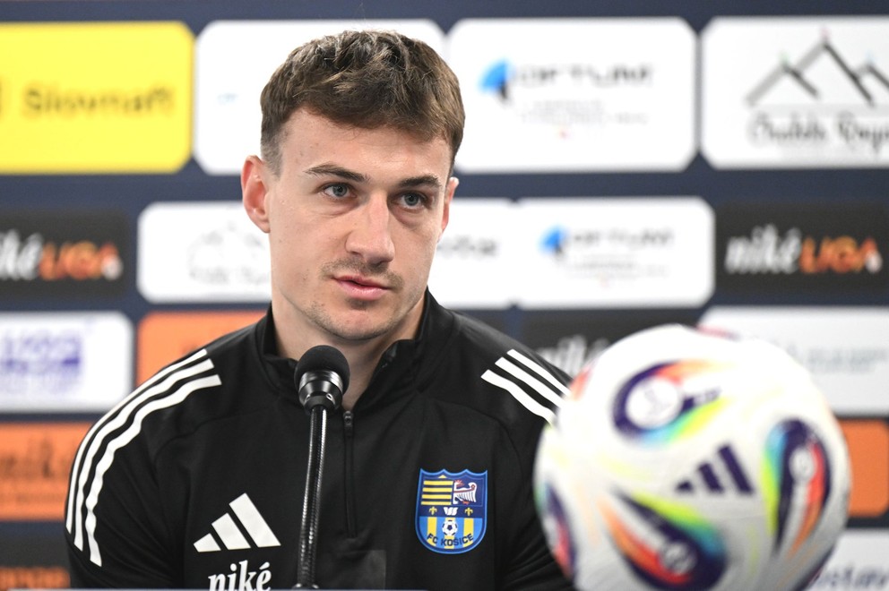 Na snímke zástupca kapitána FC Košice Dominik Kružliak počas tlačovej konferencie pred jarnou časťou Niké ligy.