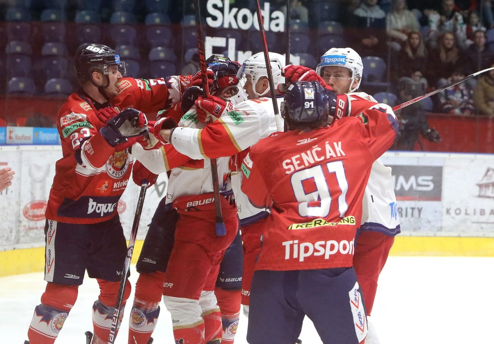 Momentka zo zápasu Zvolen - Liptovský Mikuláš.