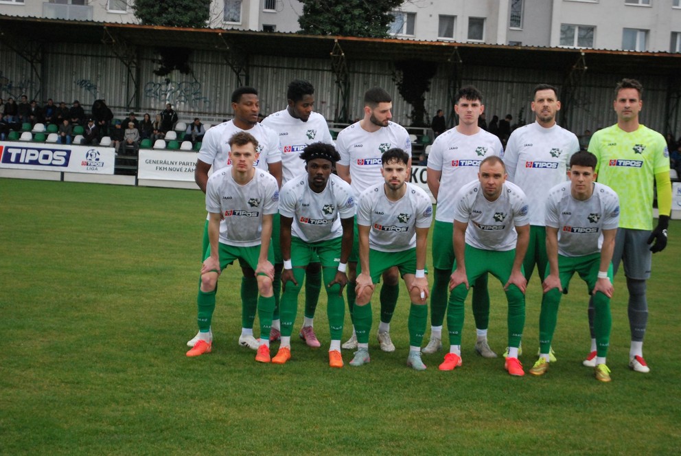 Novozámčania ukázali zlepšeným výkonom po obrátke, že s nimi bude treba stále počítať.