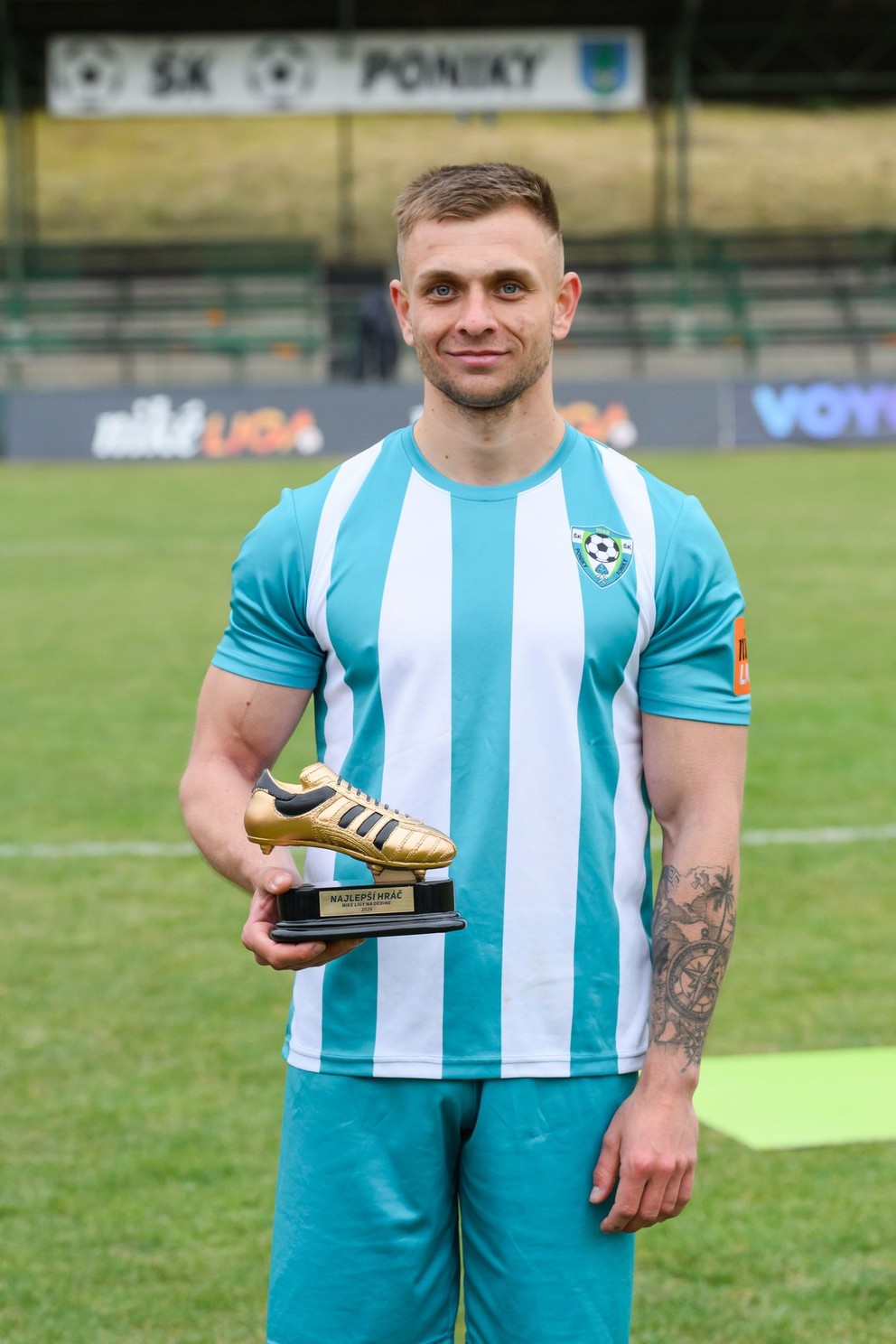 Hráč zápasu Viktor Kolenička.