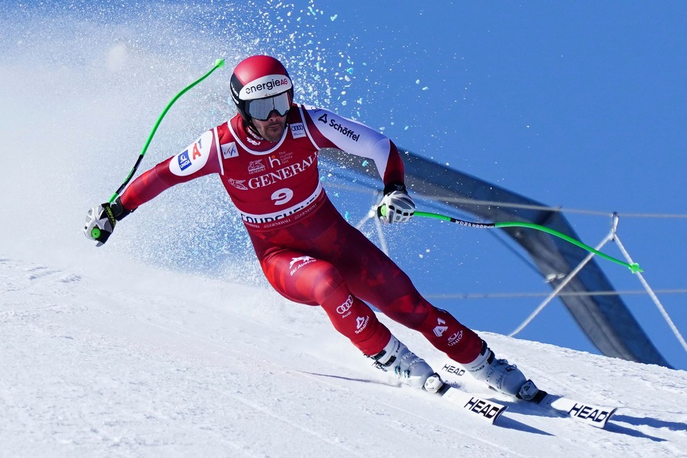 Rakúsky lyžiar Vincent Kriechmayr počas zjazdu v Courcheveli 2026.