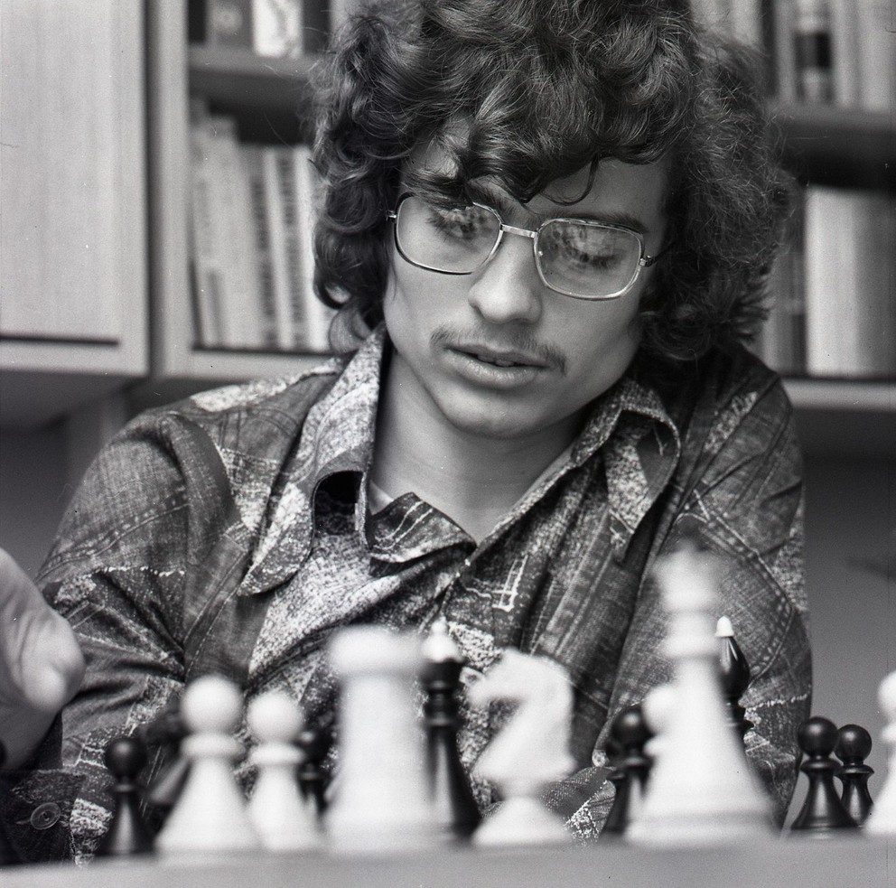 Devätnásťročný Ľubomír Ftáčnik, juniorský majster Európy 1977.
