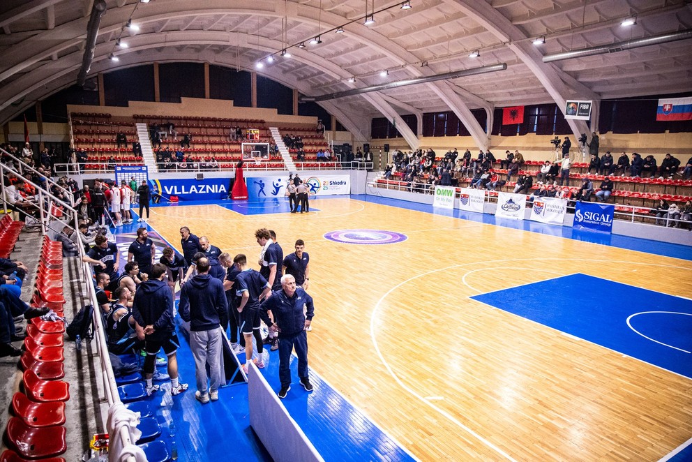 Hala v Albánskom Skadare.