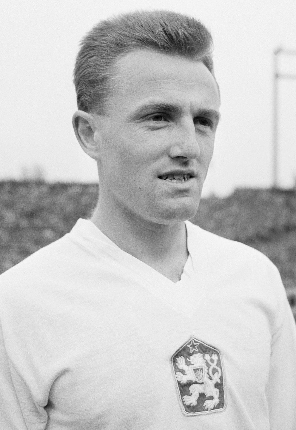 Futbalový reprezentant Jozef Štibrányi.