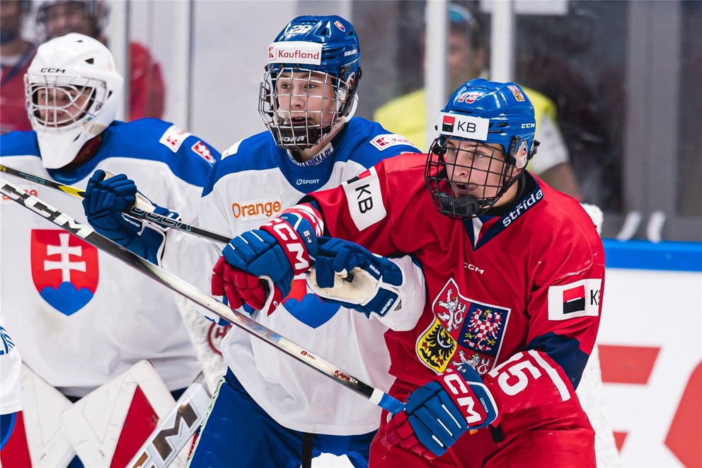 Momentka z prípravného zápasu Česko U18 - Slovensko U18. 