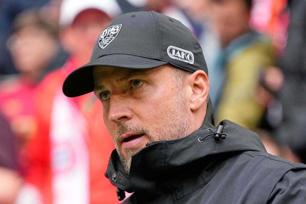 Tréner Stuttgartu Sebastian Hoeness.