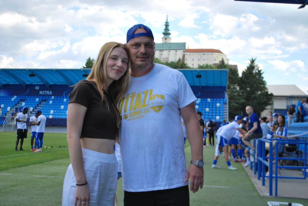 Tréner FC Nitra Andrej Štefanka s dcérou Luciou.