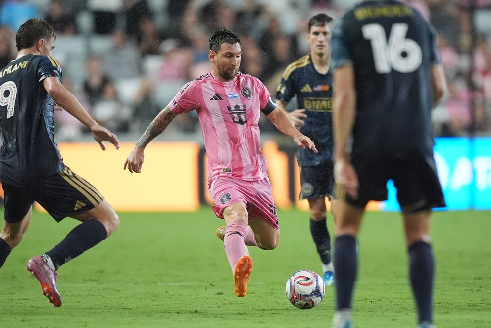 Lionel Messi v MLS.