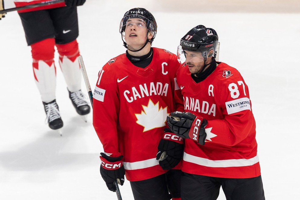 Macklin Celebrini a Sidney Crosby.