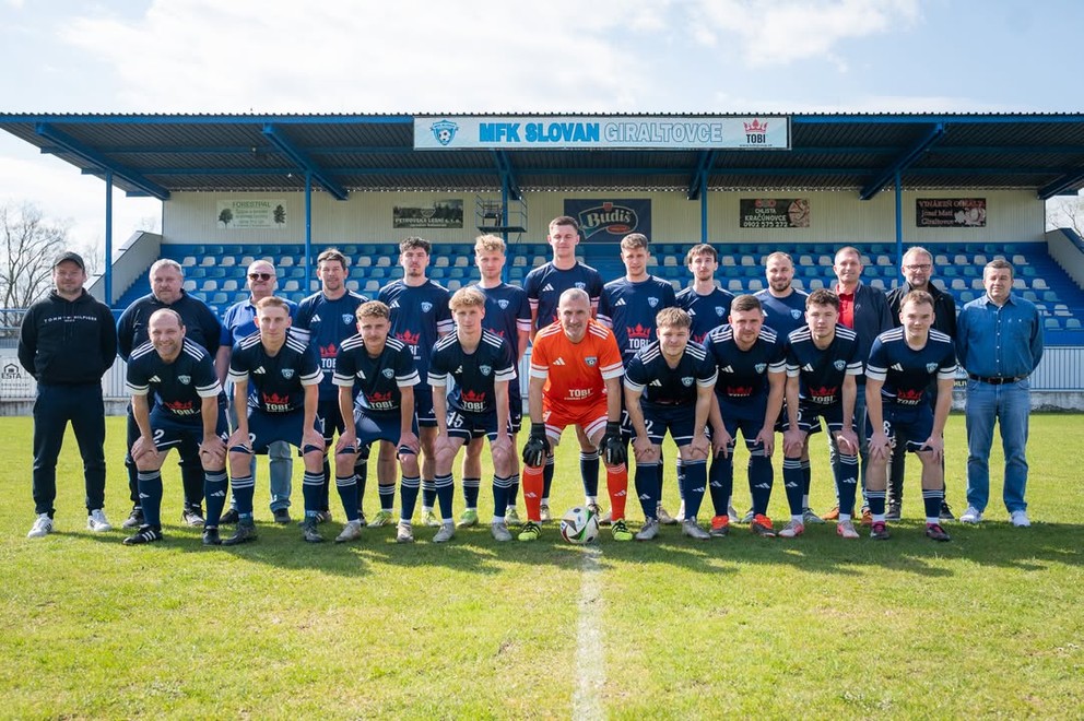 Futbalisti MFK Slovan Giraltovce.