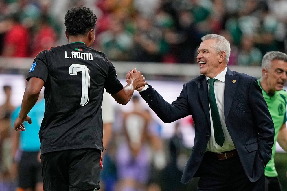 Vpravo tréner Mexika Javier Aguirre počas MS vo futbale 2026.