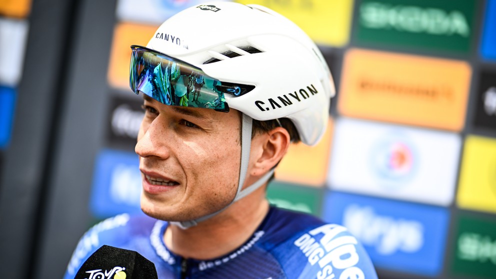 Belgický cyklista Jasper Philipsen počas Tour de France 2026.