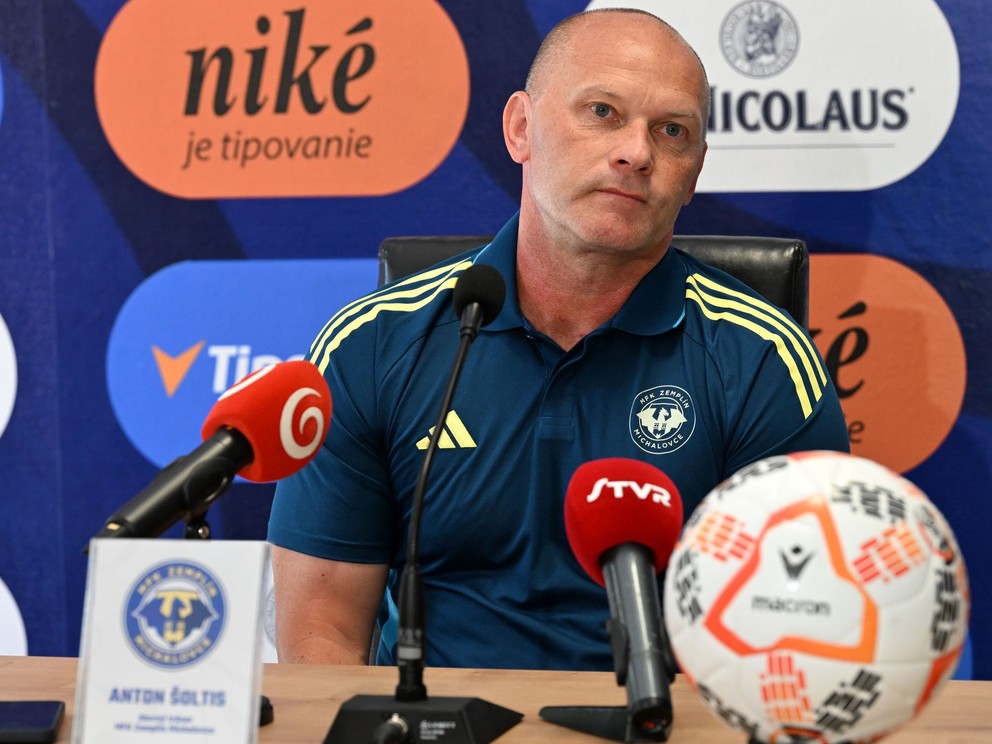 Na snímke hlavný tréner klubu MFK Zemplín Michalovce Anton Šoltis.