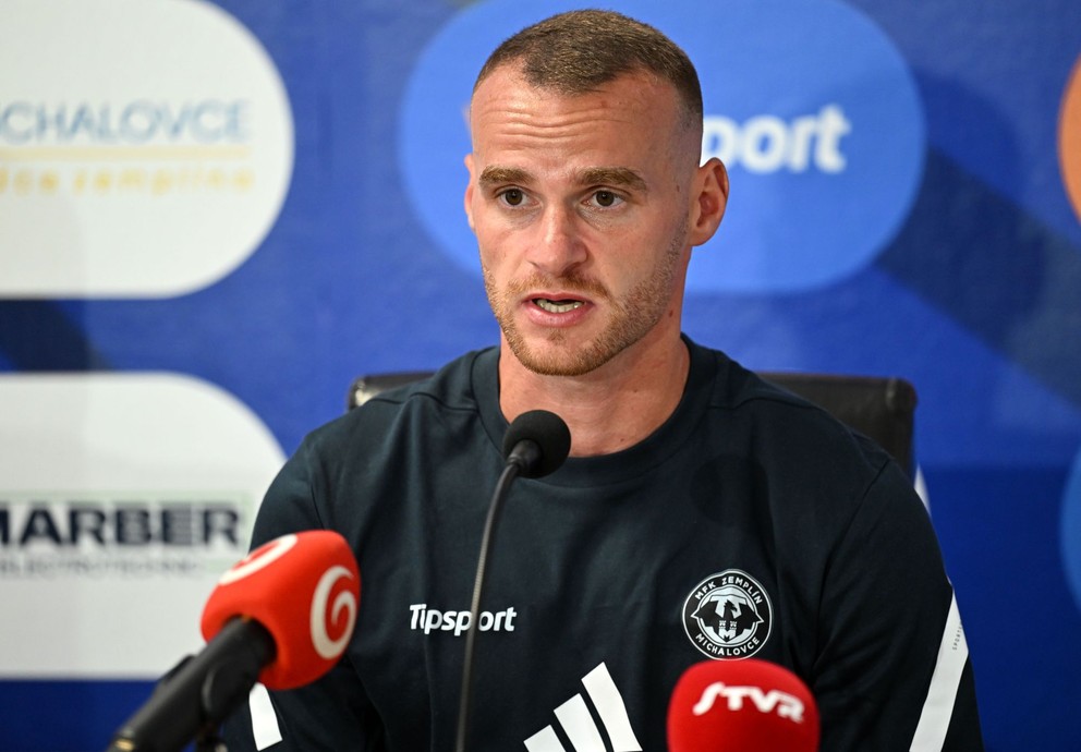 Na snímke kapitán A-mužstva MFK Zemplín Michalovce Lukáš Pauschek.