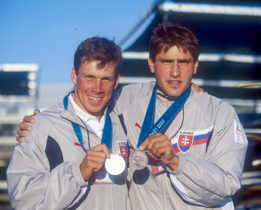 Strieborný Michal Martikán a bronzový Juraj Minčík na OH 2000 v Sydney.