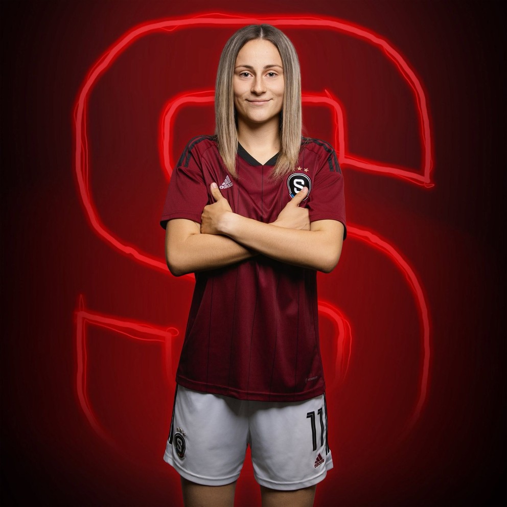 Futbalistka Ema Bilá.