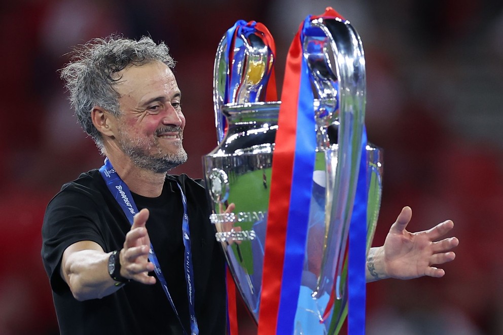 Luis Enrique s trofejou v Lige majstrov.