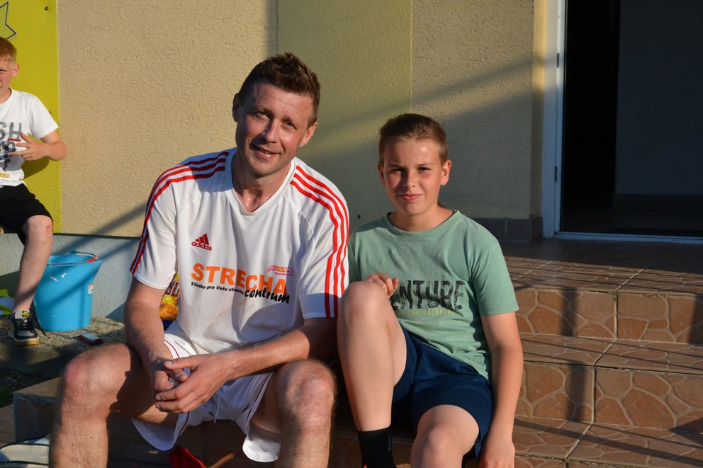 Gabriel Horvat a mladá futbalová nádej Richard Rak. 
