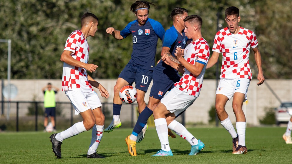 Slovakia U19 vs Croatia U19, international friendly match.

Please note the copyright notice. 
Contact – jakubhomola.sk@gmail.com