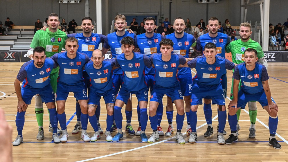 Na ilustračnej snímke Slovenská futsalová reprezentácia pred prípravným zápasom Slovensko - Srbsko na turnaji Futsal base v Šamoríne (17.09.2024).