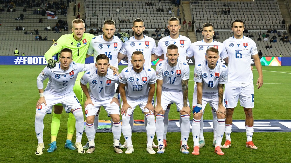 Na snímke tímová fotografia Slovákov pred zápasom 4. kola C-divízie Ligy národov Azerbajdžan - Slovensko 14. októbra 2024 v Baku v Azerbajdžane. 