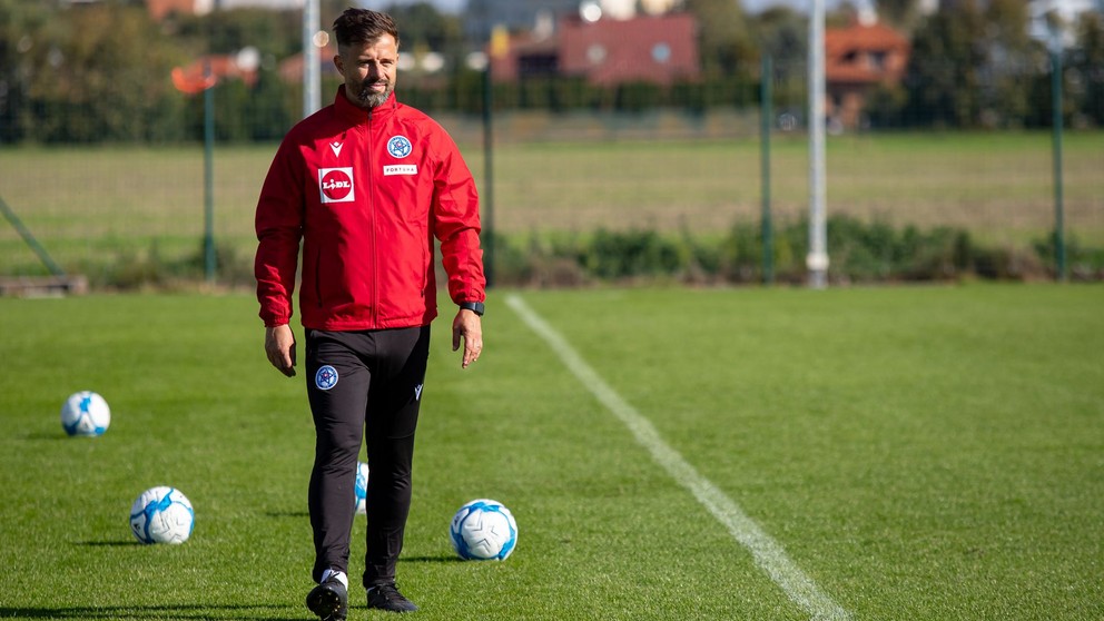 Asistent trénera Tibor Goljan na tréning reprezentácie do 21 rokov v Šamoríne (8.10.2024)