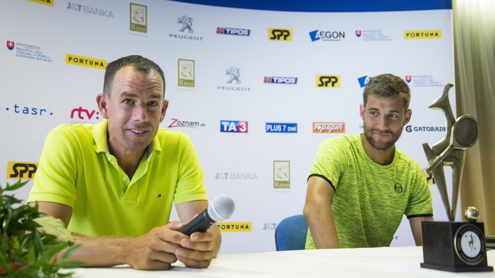 Sprava tenista Martin Kližan a jeho tréner Dominik Hrbatý.