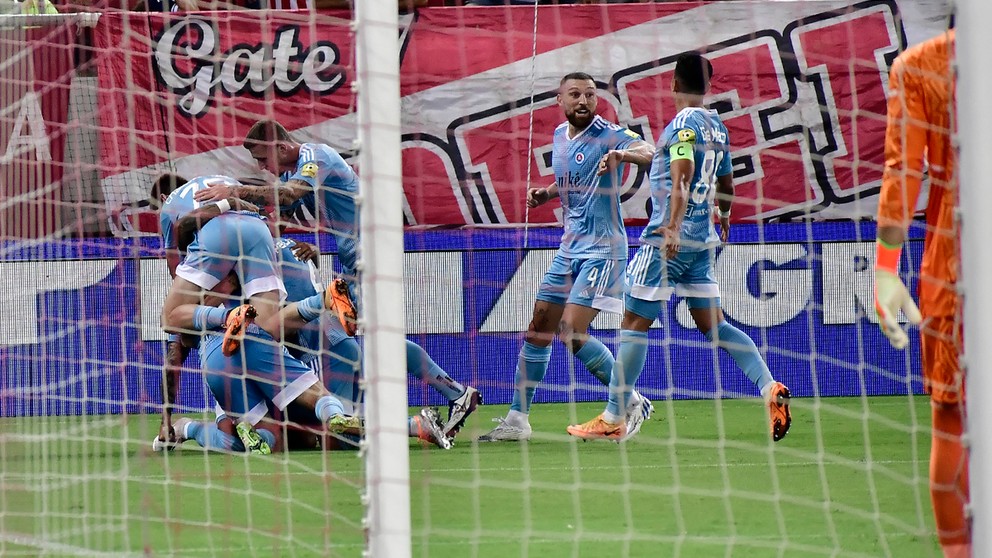 Slovan remizoval na pôde Olympiakosu. 