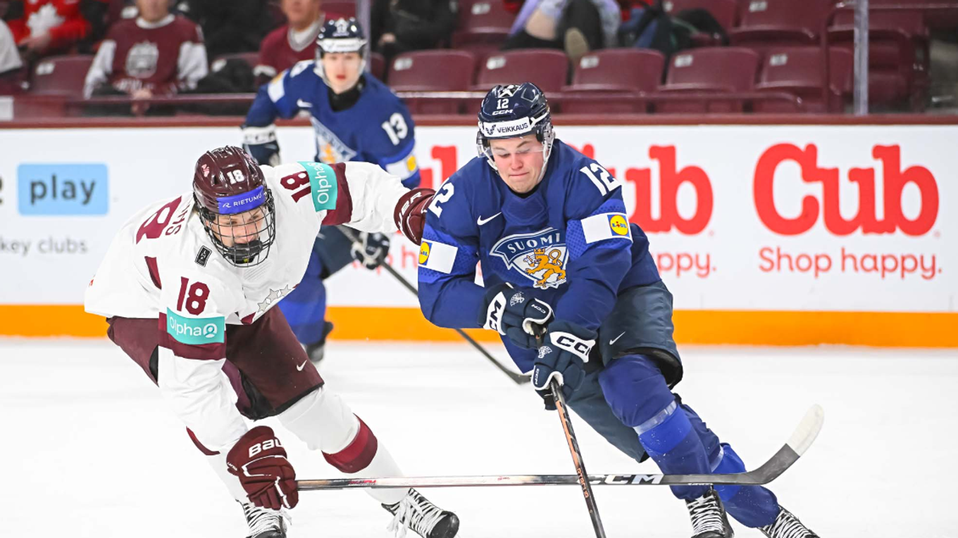 Momentka zo zápasu Fínsko - Lotyšsko