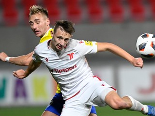 Dominik Hollý v drese svojho materského klubu AS Trenčín.