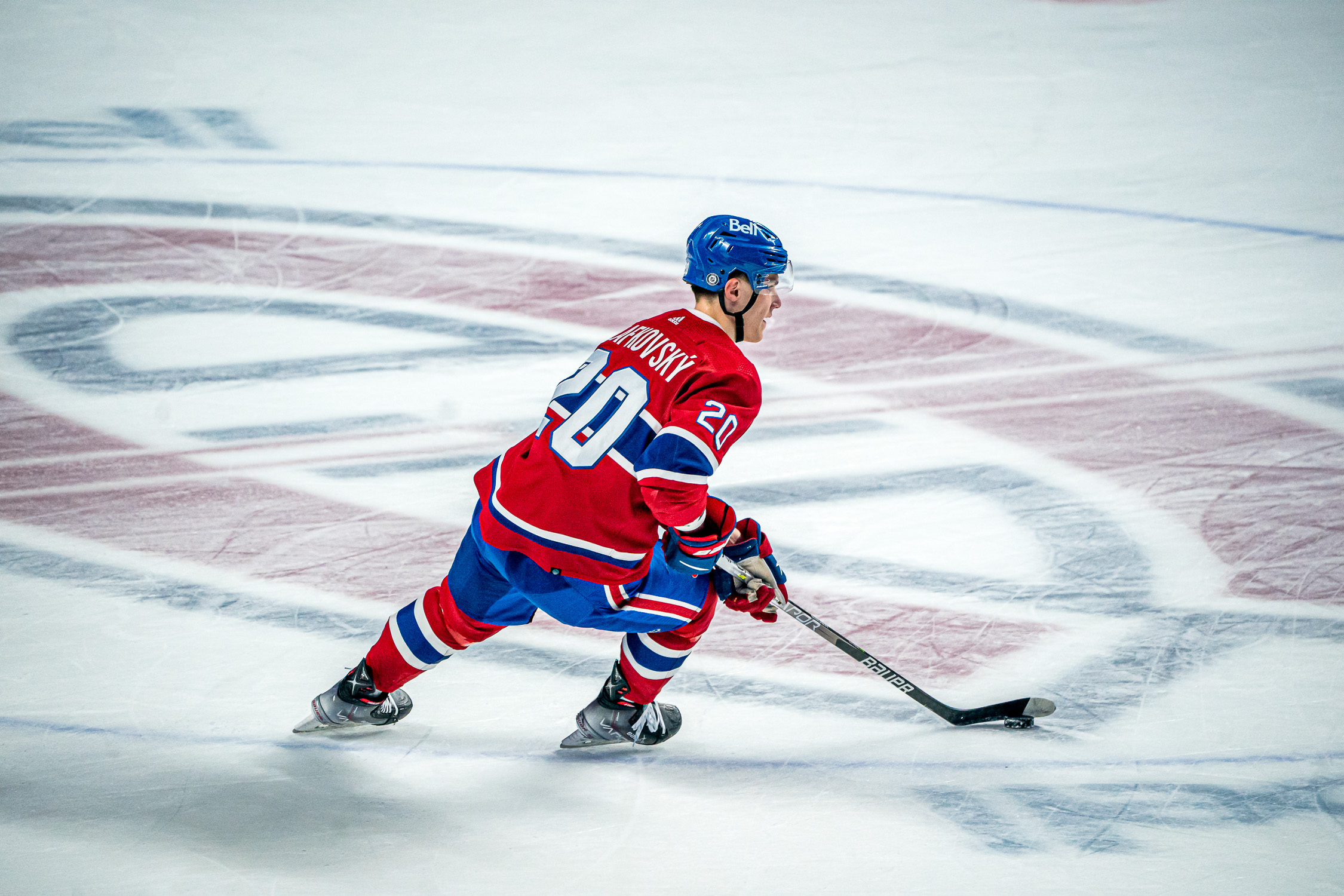 Juraj Slafkovský dúfa, že otec stihne jeho debut v NHL za Montreal