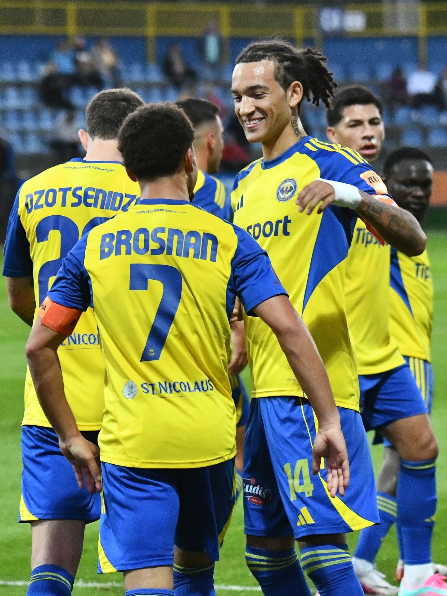 Východniarske derby ovládli Michalovce. Prešov nepremenil v nadstavenom čase penaltu